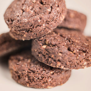 Organic spelled biscuit with cocoa and hazelnuts, vegan
