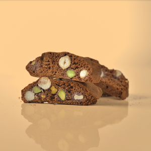 Cantuccino with cocoa, hazelnut and pistachio